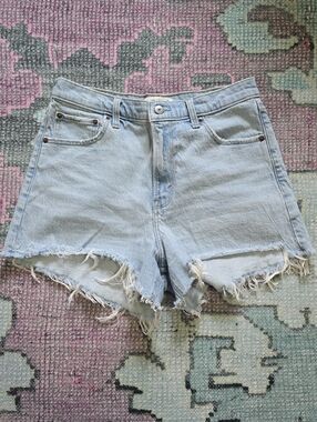 Abercrombie High Rise 90s Cut Off Sz 29